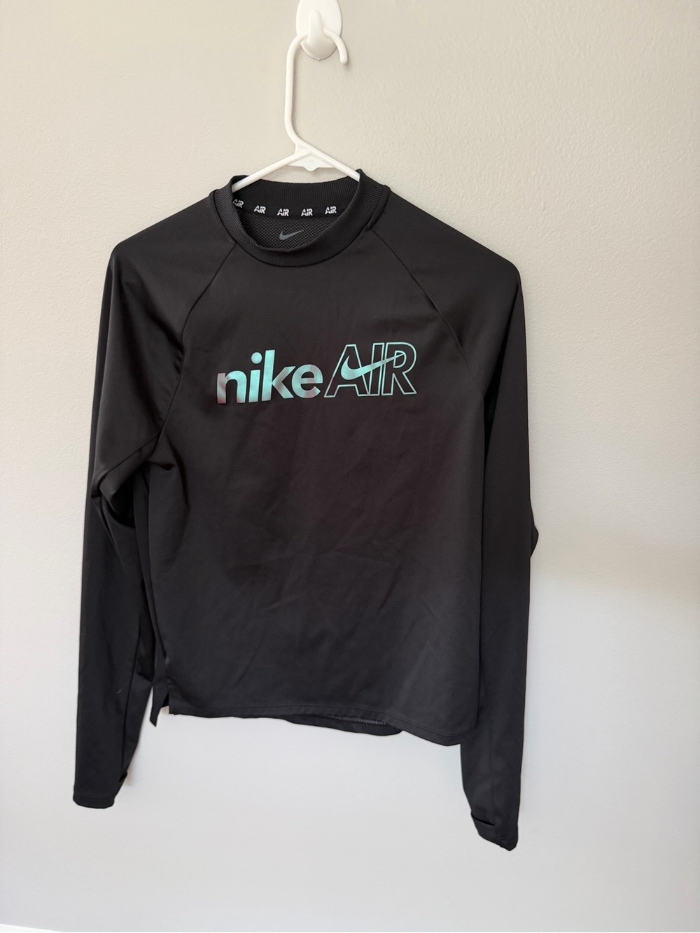 Nike Air Women’s Black Dri-FIT long sleeve